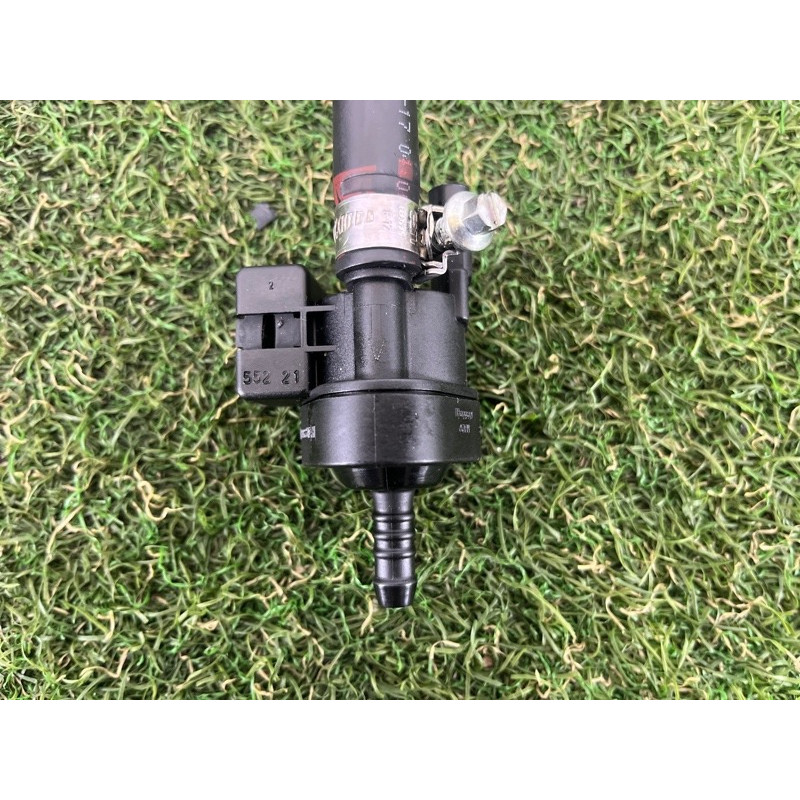 Клапан вентиляции топливного бака (топливная система) AUDI A3 8V 2018 2.0 CZRA 06H906517AH