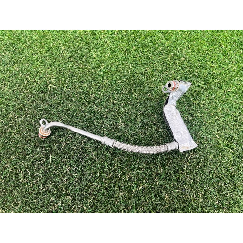 Трубка подачи масла в турбину (двигатель и элементы) AUDI A4 B9 2017 2.0 06L145778H