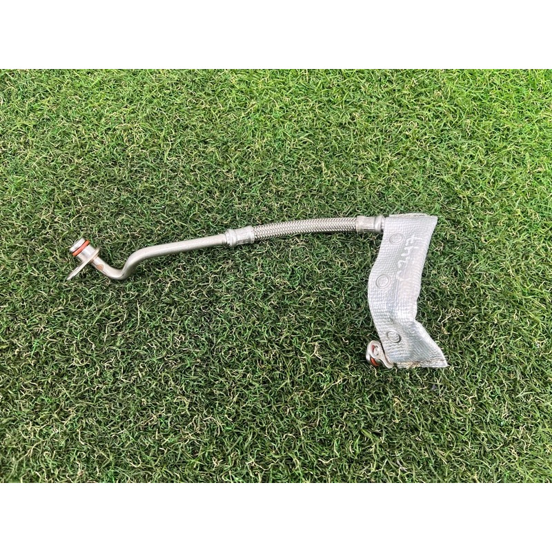 Трубка подачи масла в турбину (двигатель и элементы) AUDI A4 B9 2017 2.0 06L145778H