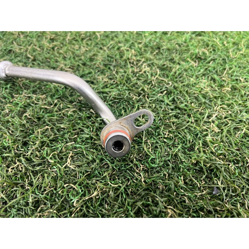 Трубка подачи масла в турбину (двигатель и элементы) AUDI A4 B9 2017 2.0 06L145778H