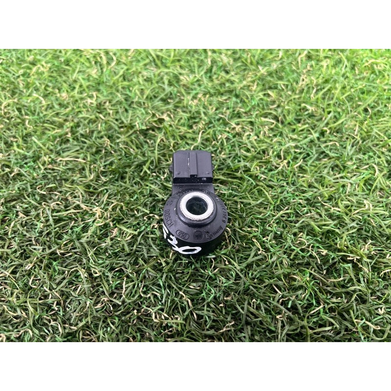 Датчик детонації (електрика двигуна) BMW 5-series G30 2017 2.0 B46B20 13627636937