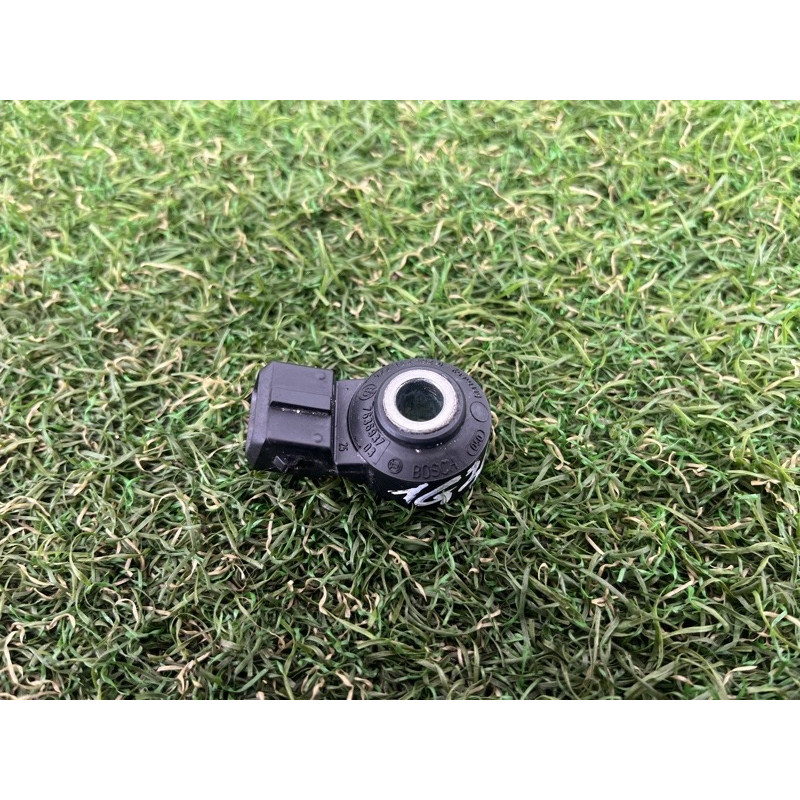 Датчик детонації (електрика двигуна) BMW 5-series G30 2017 2.0 B46B20 13627636937