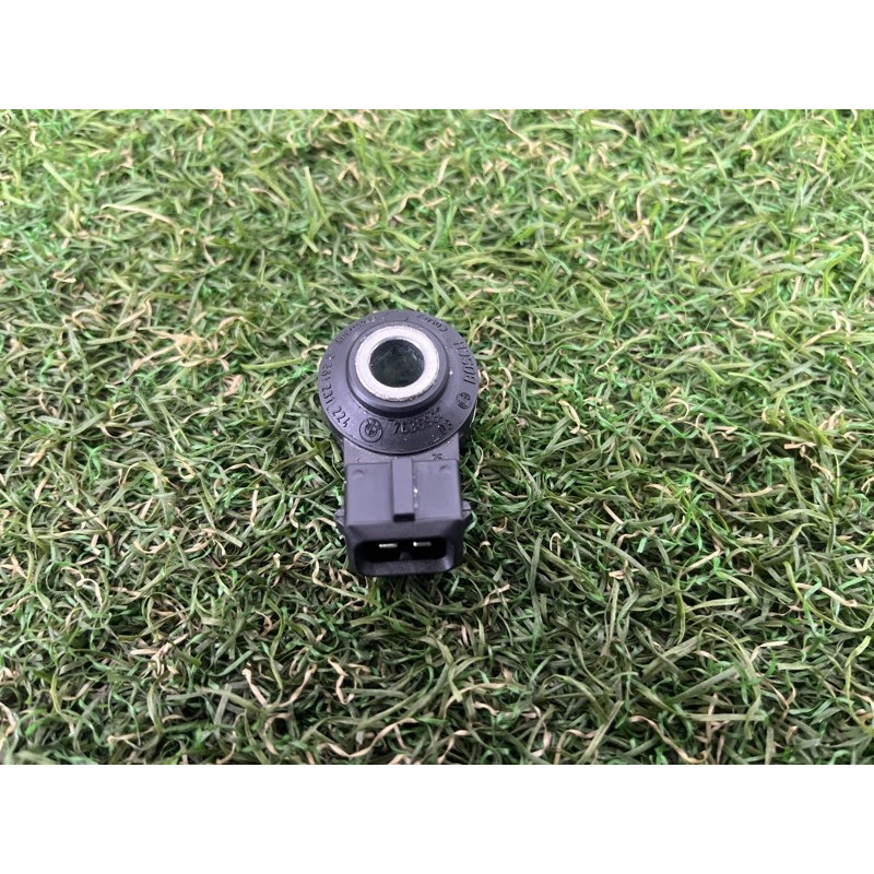 Датчик детонації (електрика двигуна) BMW 5-series G30 2017 2.0 B46B20 13627636937