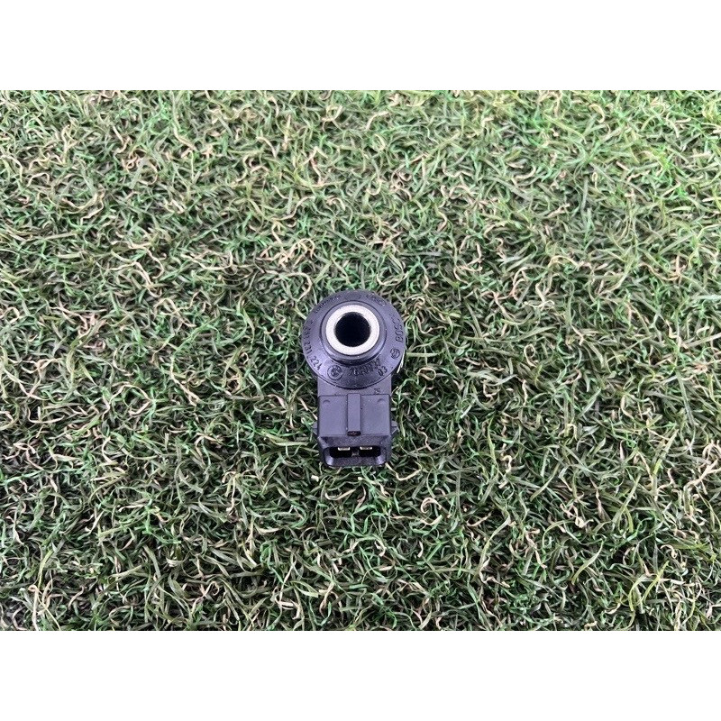 Датчик детонації (електрика двигуна) BMW 5-series G30 2017 2.0 B46B20 13627636937