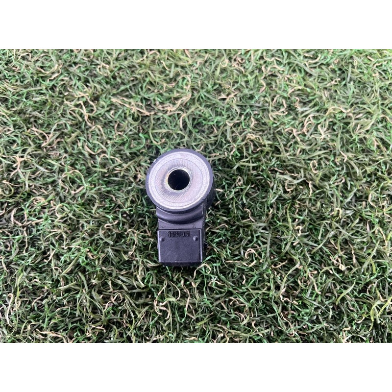 Датчик детонації (електрика двигуна) BMW 5-series G30 2017 2.0 B46B20 13627636937