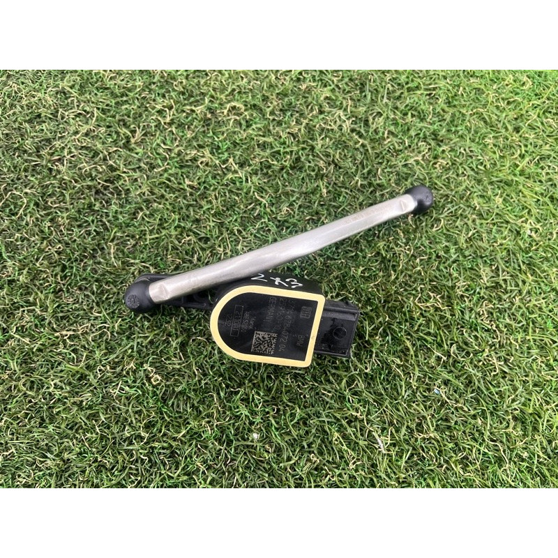 Датчик положения кузова (электрика / датчики) BMW X3 F25 2012 3.0 37146870000