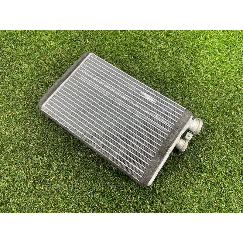 Радіатор пічки (обігрів та кондиціювання.) BMW 5-series G30 2017 2.0 B46B20 64119361712