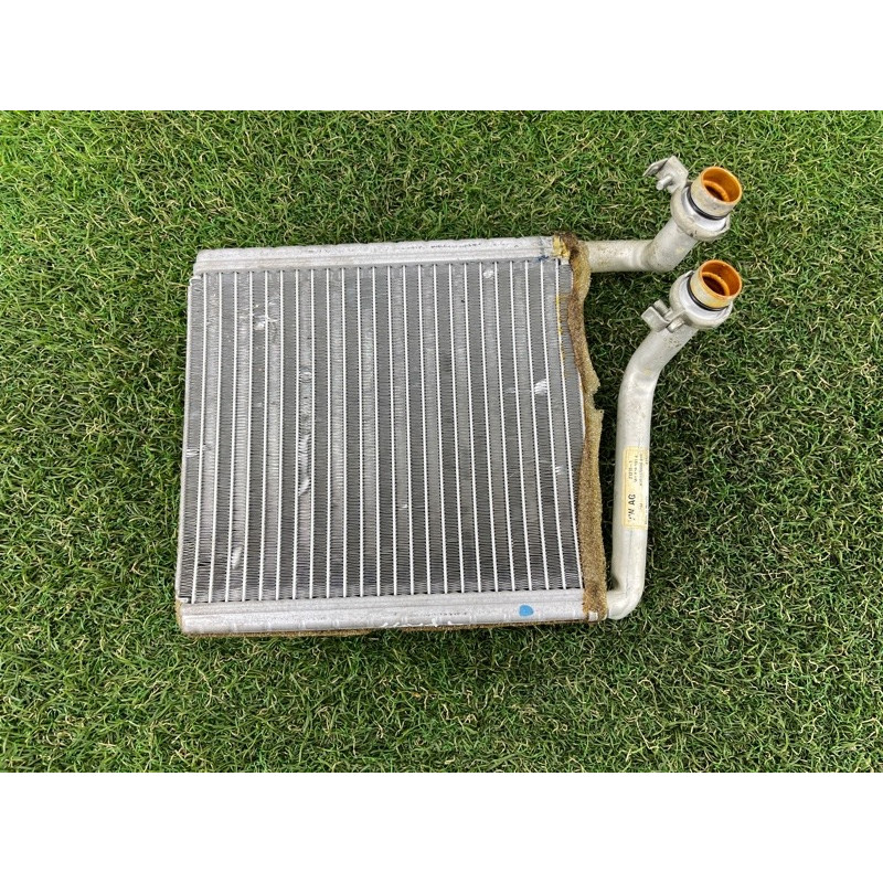 Радиатор печки (отопление и кондиционирование) Volkswagen Passat B7 2016 1.8 561819031C