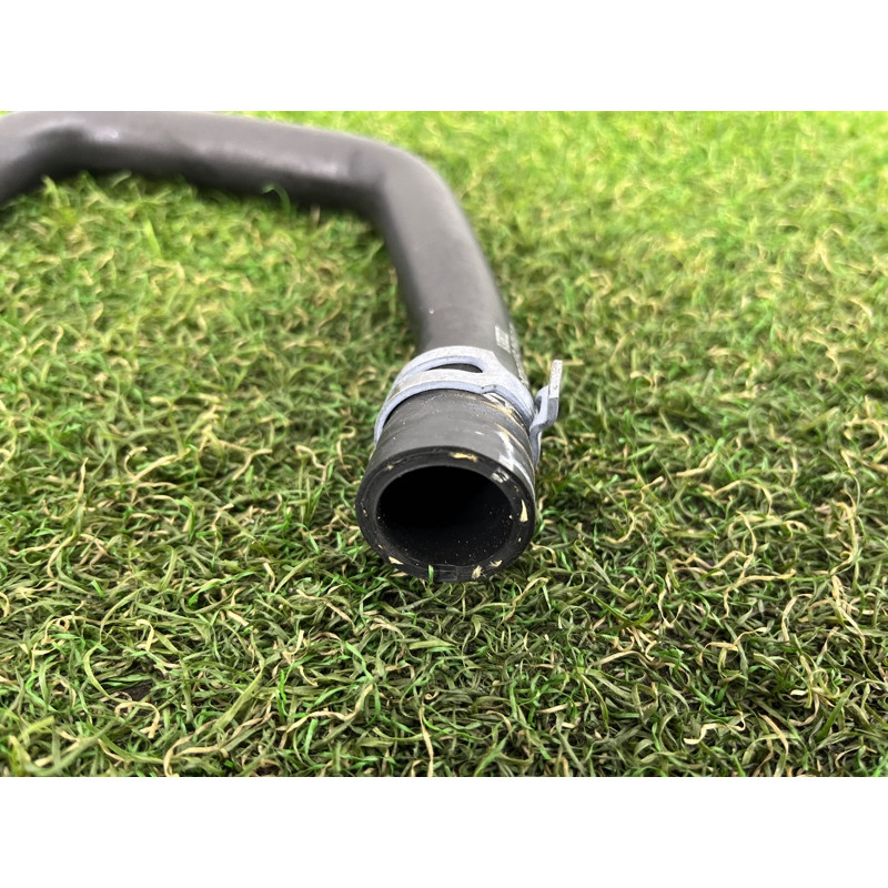 Трубка системы охлаждения (система охлаждения) AUDI A3 8V 2018 2.0 CZRA 5Q0121070BQ