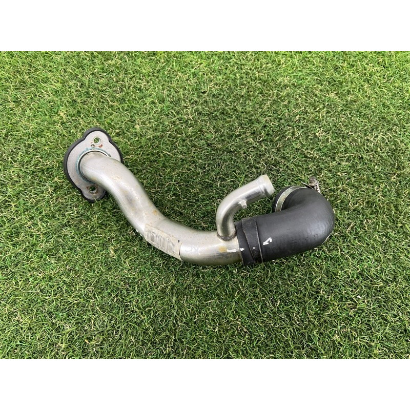 Трубка системи охолодження (система охолодження) BMW 5-series F10 2011 3.0 11537581873