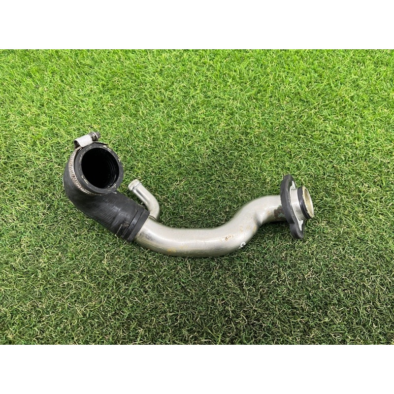 Трубка системи охолодження (система охолодження) BMW 5-series F10 2011 3.0 11537581873