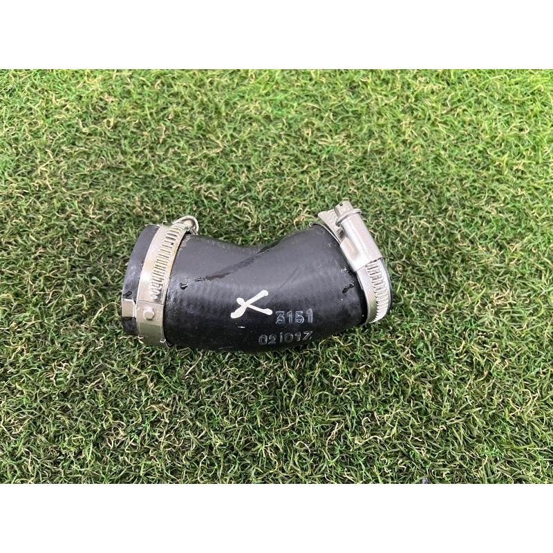 Патрубок интеркулера (двигатель и элементы) AUDI A3 8V 2018 2.0 CZRA 5Q0145828A