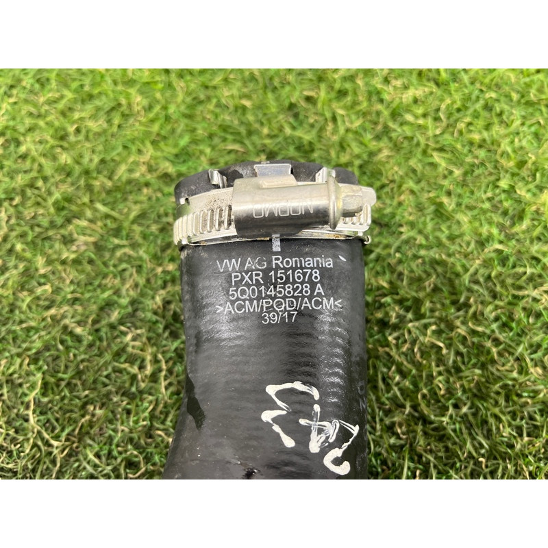 Патрубок интеркулера (двигатель и элементы) AUDI A3 8V 2018 2.0 CZRA 5Q0145828A