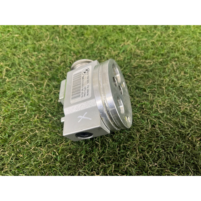 Клапан испарителя кондиционера (отопление и кондиционирование) BMW 5-series F10 2011 3.0 64119159803