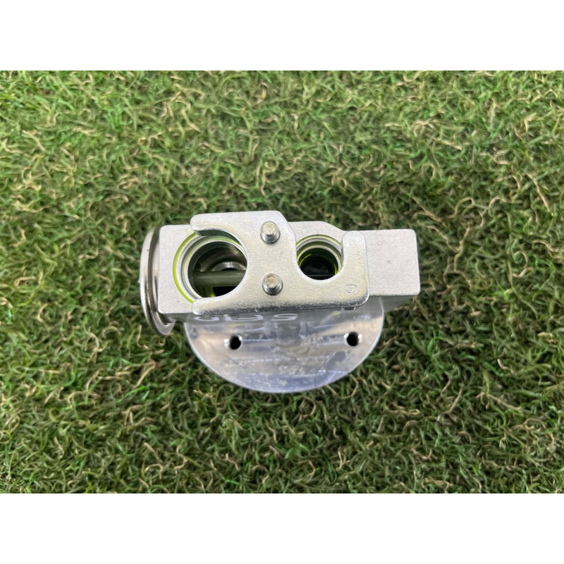 Клапан испарителя кондиционера (отопление и кондиционирование) BMW 5-series F10 2011 3.0 64119159803