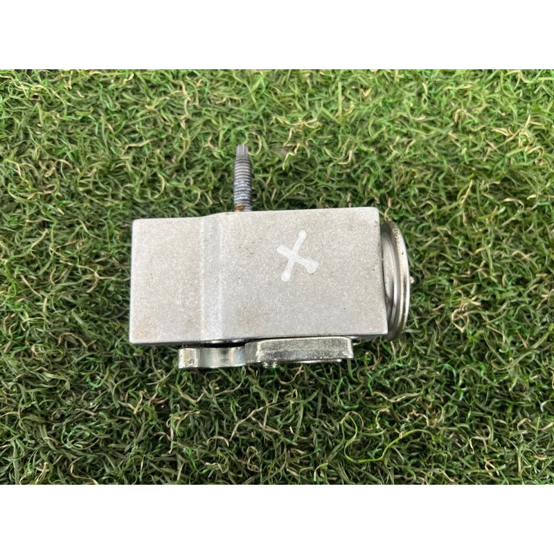 Клапан испарителя кондиционера (отопление и кондиционирование) AUDI A4 B9 2017 2.0 8W0820679