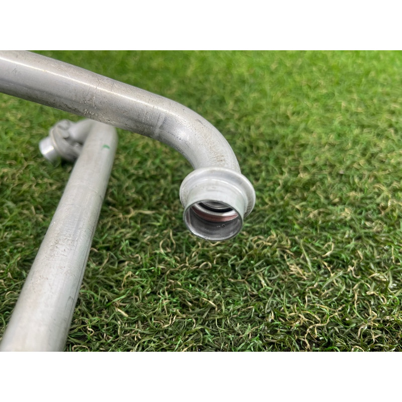 Трубка радиатора печки (отопление и кондиционирование) AUDI A4 B9 2017 2.0 4M1898037