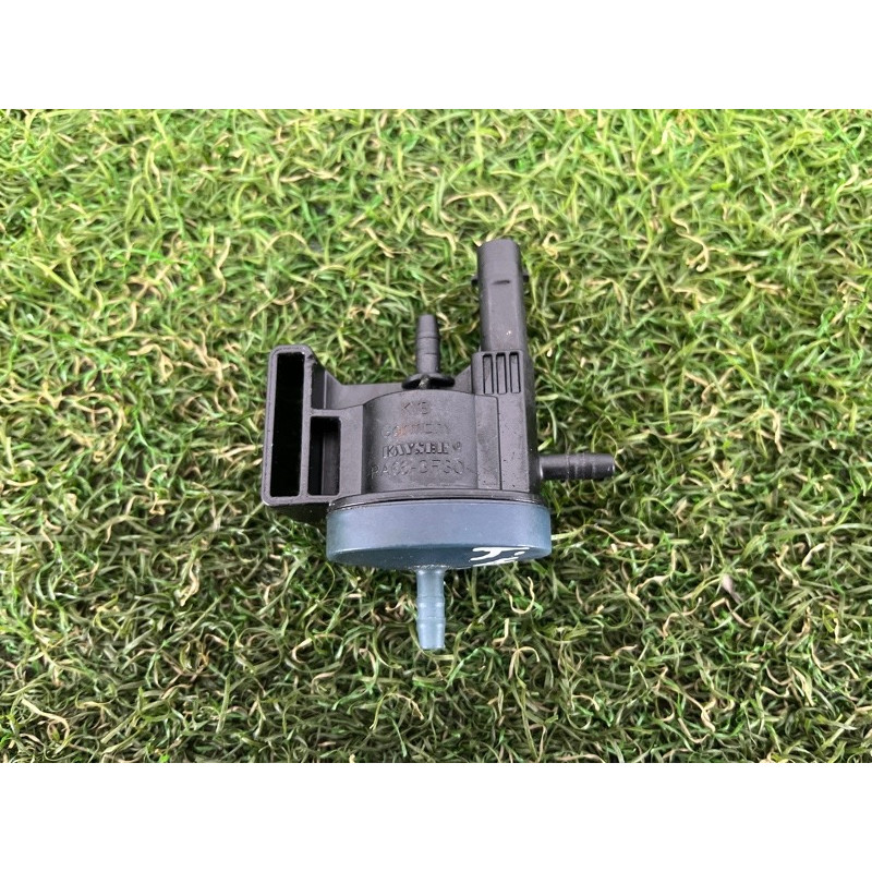 Вакуумный клапан (двигатель и элементы) AUDI A4 B9 2017 2.0 06H906283F