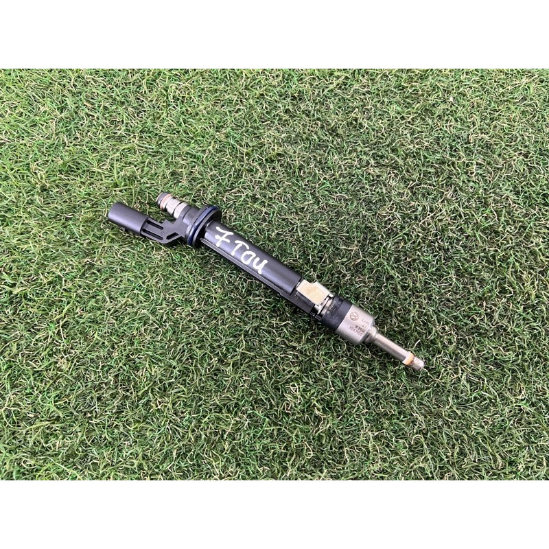 Форсунка топливная (топливная система) Volkswagen Touareg FL 2015 3.6 03H906036A