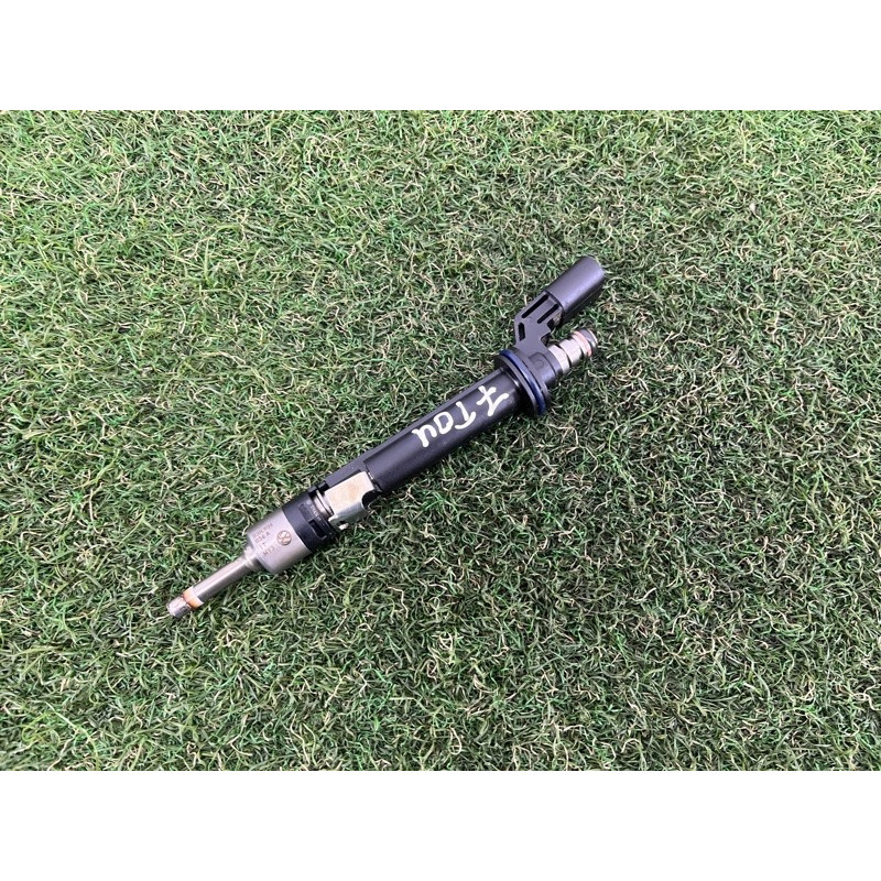 Форсунка топливная (топливная система) Volkswagen Touareg FL 2015 3.6 03H906036A