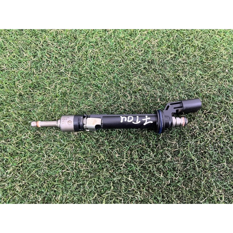 Форсунка топливная (топливная система) Volkswagen Touareg FL 2015 3.6 03H906036A