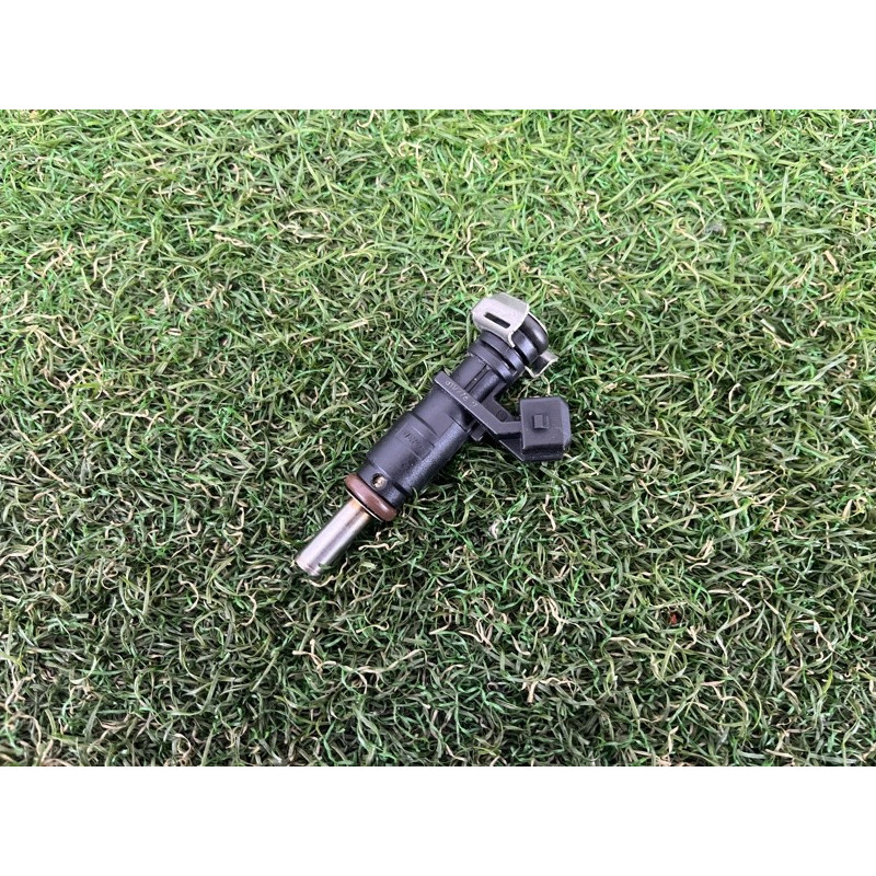 Форсунка топливная (топливная система) BMW X3 F25 2012 3.0 13537531634