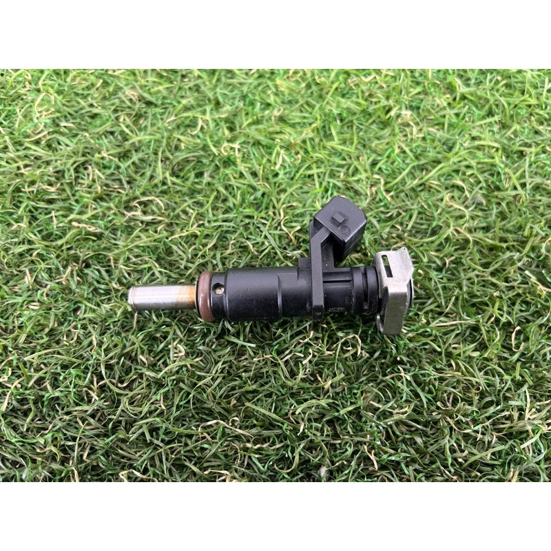 Форсунка топливная (топливная система) BMW X3 F25 2012 3.0 13537531634