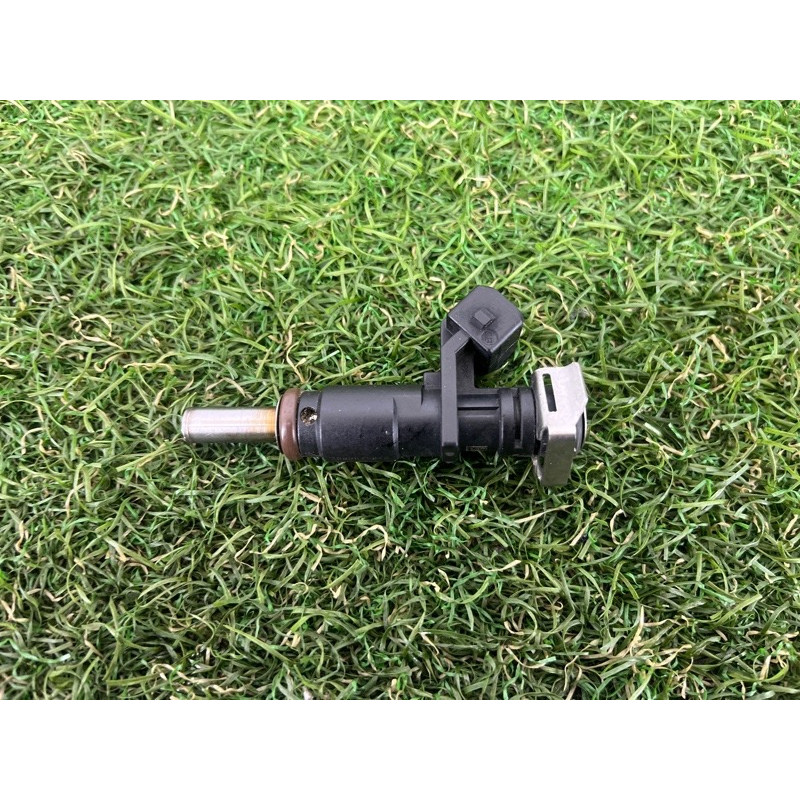 Форсунка топливная (топливная система) BMW X3 F25 2012 3.0 13537531634