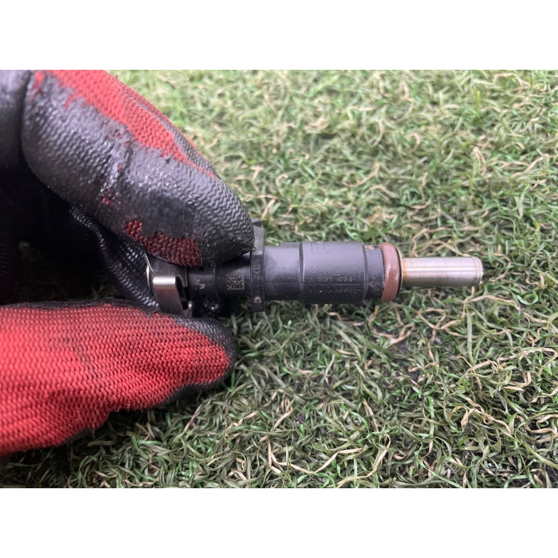 Форсунка топливная (топливная система) BMW X3 F25 2012 3.0 13537531634