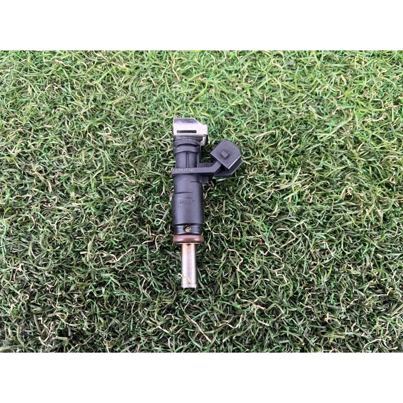 Форсунка топливная (топливная система) BMW X3 F25 2012 3.0 13537531634