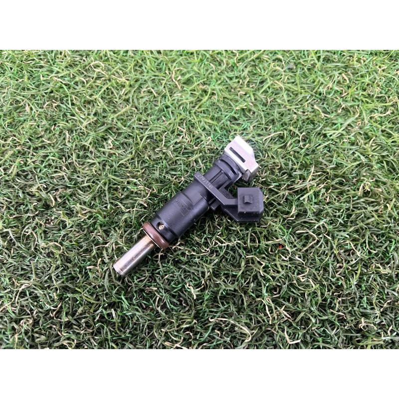 Форсунка топливная (топливная система) BMW X3 F25 2012 3.0 13537531634