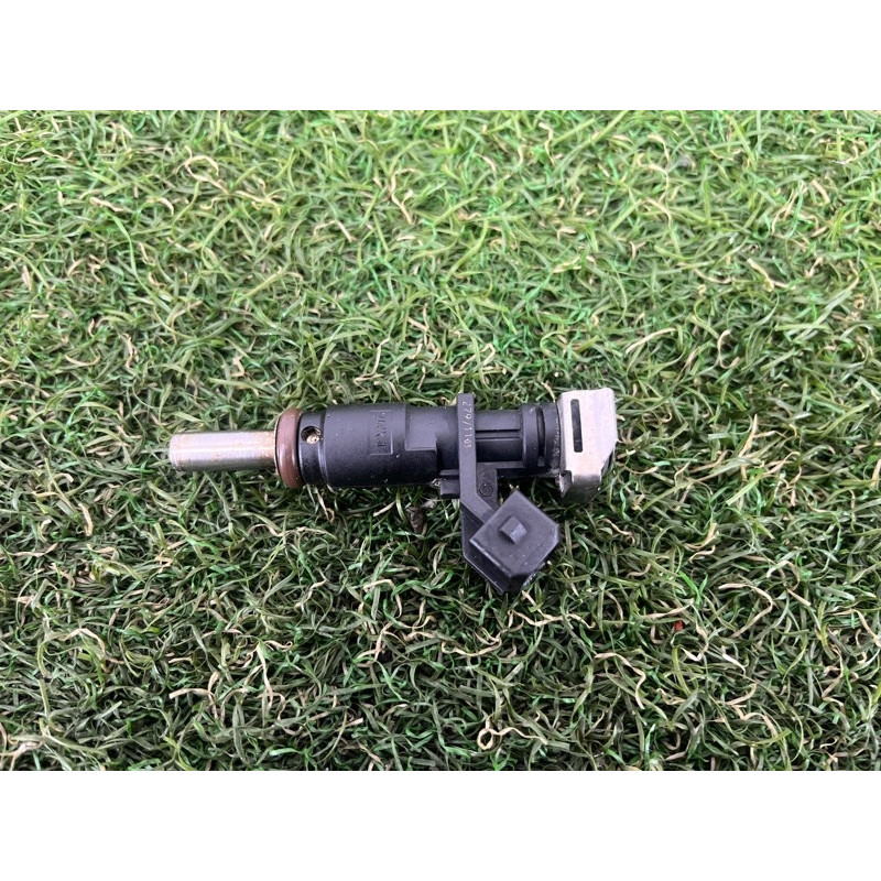 Форсунка топливная (топливная система) BMW X3 F25 2012 3.0 13537531634