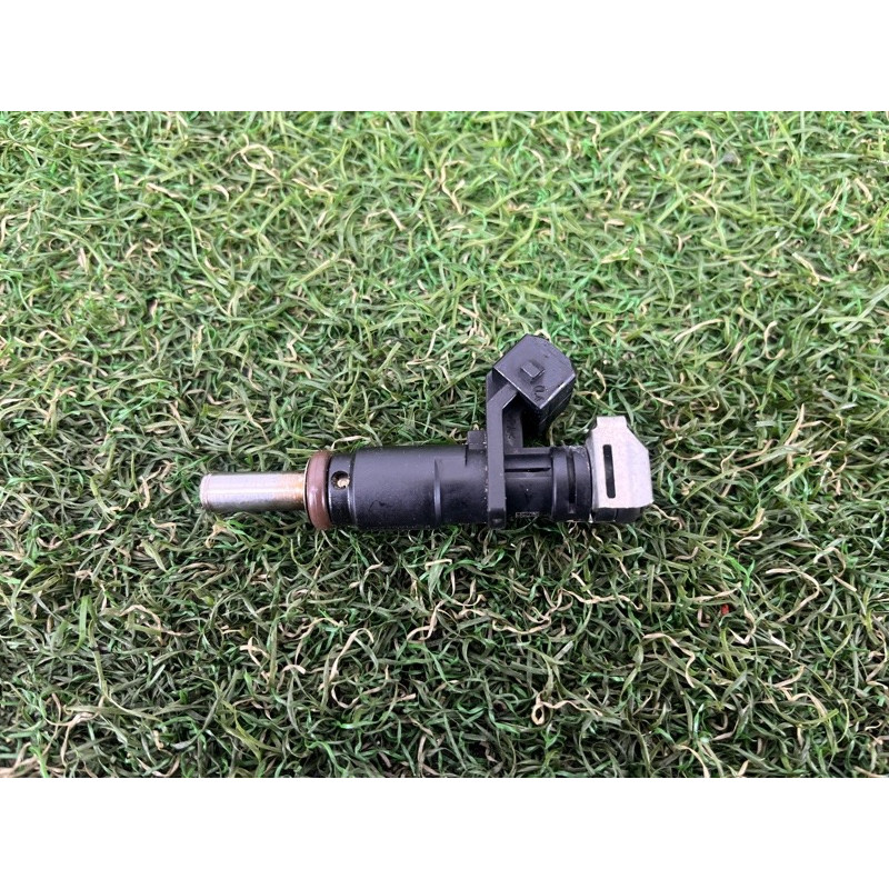 Форсунка топливная (топливная система) BMW X3 F25 2012 3.0 13537531634