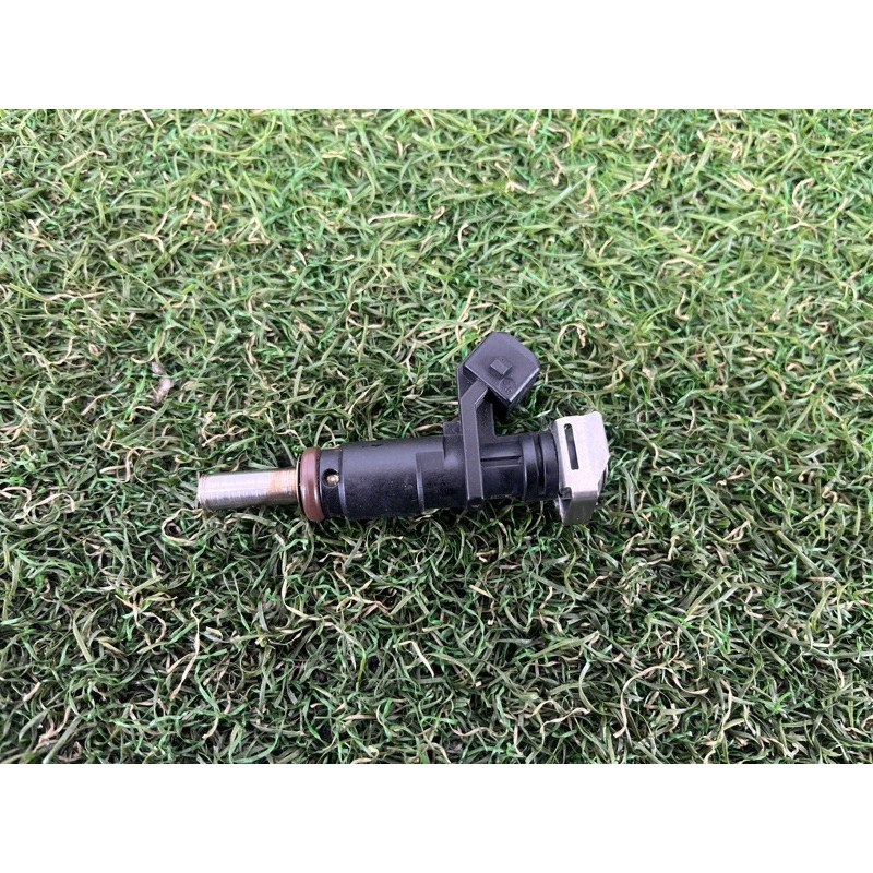 Форсунка паливна (паливна система) BMW X3 F25 2012 3.0 13537531634