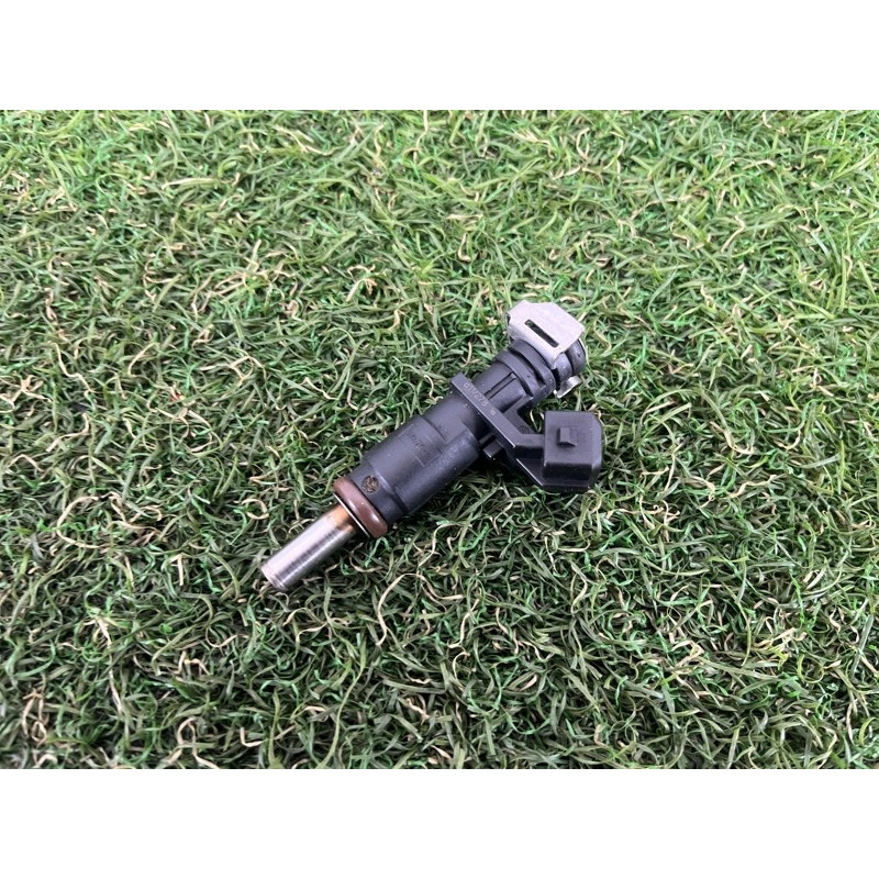 Форсунка паливна (паливна система) BMW X3 F25 2012 3.0 13537531634