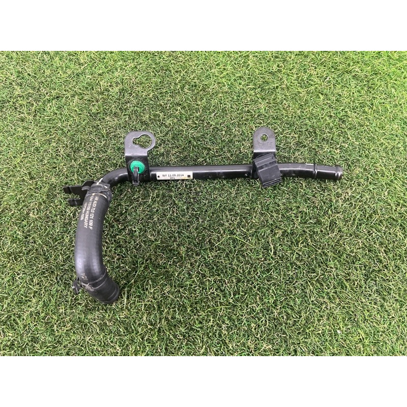 Трубка системы охлаждения (система охлаждения) Volkswagen Touareg FL 2015 3.6 03H121065D