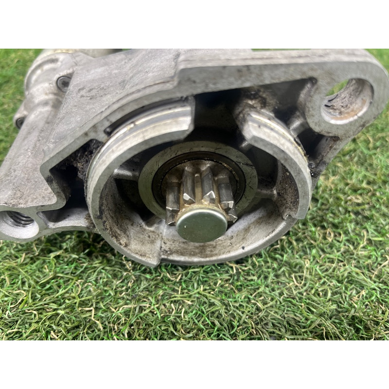 Стартер (электрика) Volkswagen Touareg FL 2015 3.6 012911023H