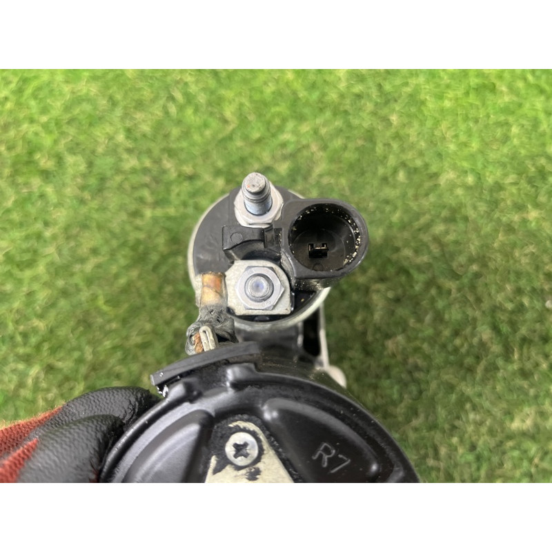 Стартер (электрика) Volkswagen Touareg FL 2015 3.6 012911023H