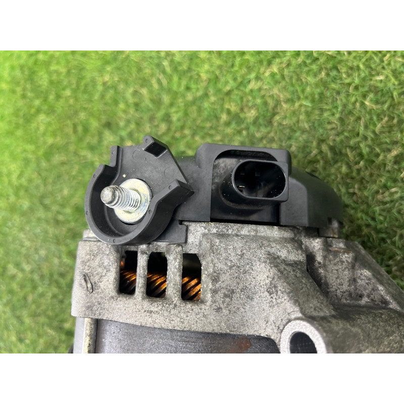 Генератор (электрика) BMW X3 F25 2012 3.0 12317591266