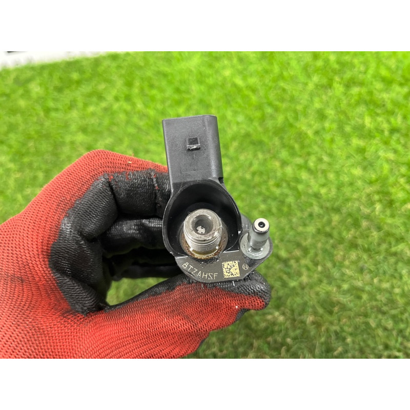 Форсунка топливная (топливная система) Volkswagen Touareg II NF 2013 3.0 059130277CD