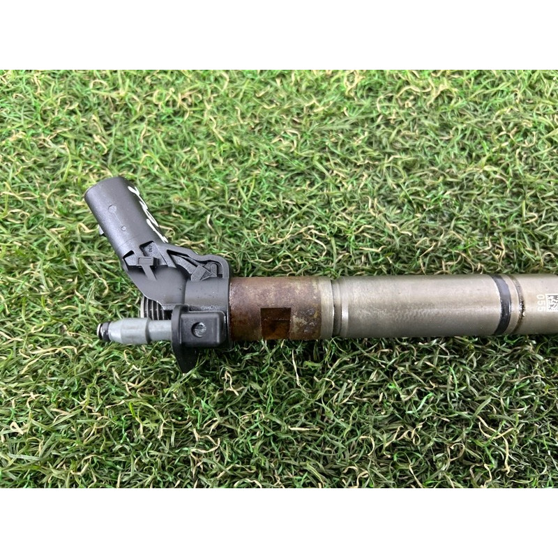 Форсунка топливная (топливная система) Volkswagen Touareg II NF 2013 3.0 059130277CD