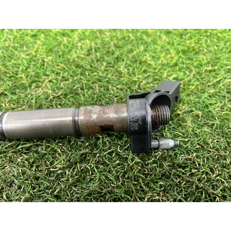 Форсунка топливная (топливная система) Volkswagen Touareg II NF 2013 3.0 059130277CD