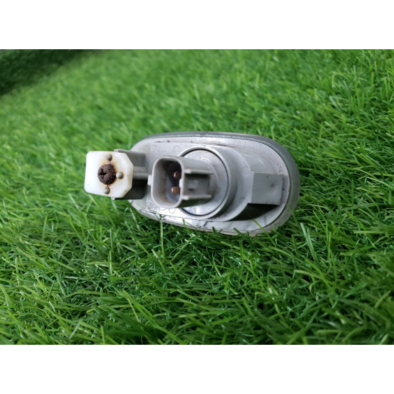 Повторитель поворота (оптика) Mitsubishi Galant 8 2.4GDI 1132-227