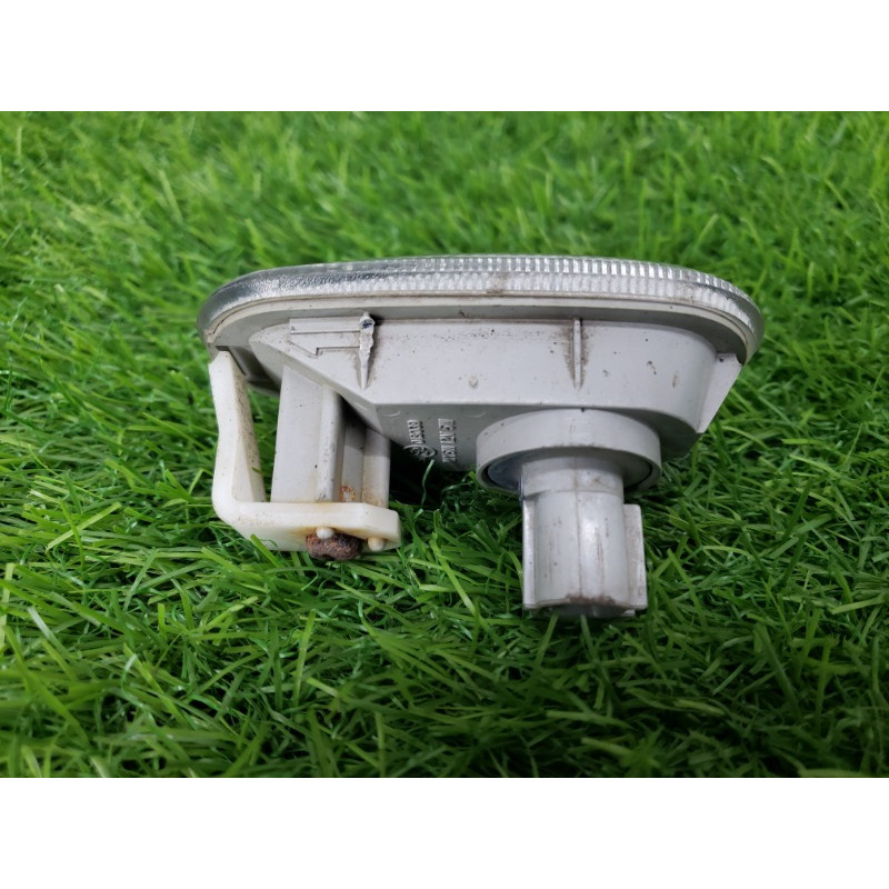 Повторитель поворота (оптика) Mitsubishi Galant 8 2.4GDI 1132-227