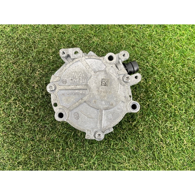 Вакуумный насос (тормозная система) AUDI A4 B9 2017 2.0 06K145100AB