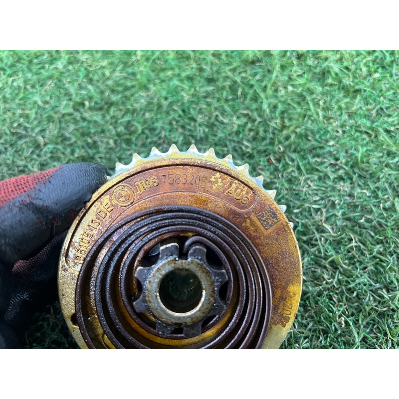 Регулятор фаз газораспределения (двигатель и элементы) BMW X3 F25 2012 3.0 11367583208