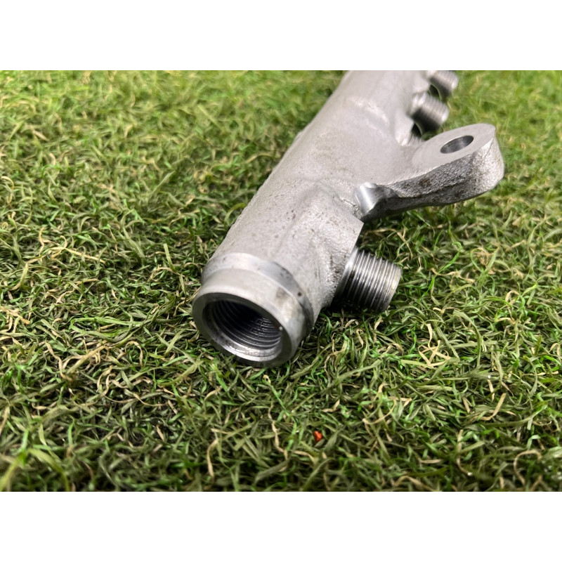 Топливная рампа (топливная система) Volkswagen Amarok 2H 2012 2.0 tdi 03L130089K