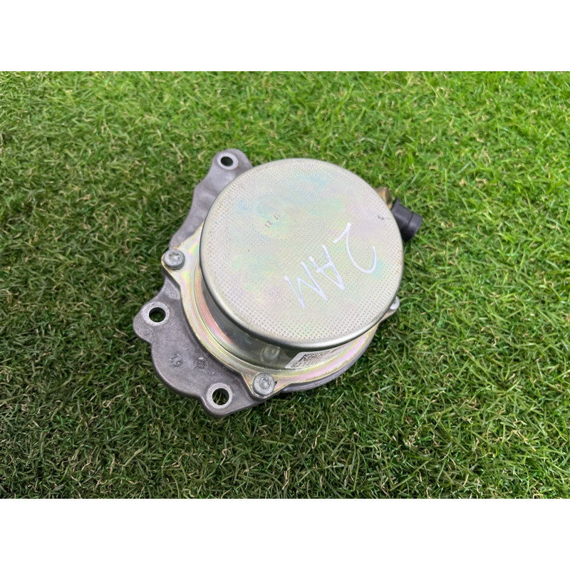 Вакуумный насос (тормозная система) Volkswagen Amarok 2H 2012 2.0 tdi 03L145100H