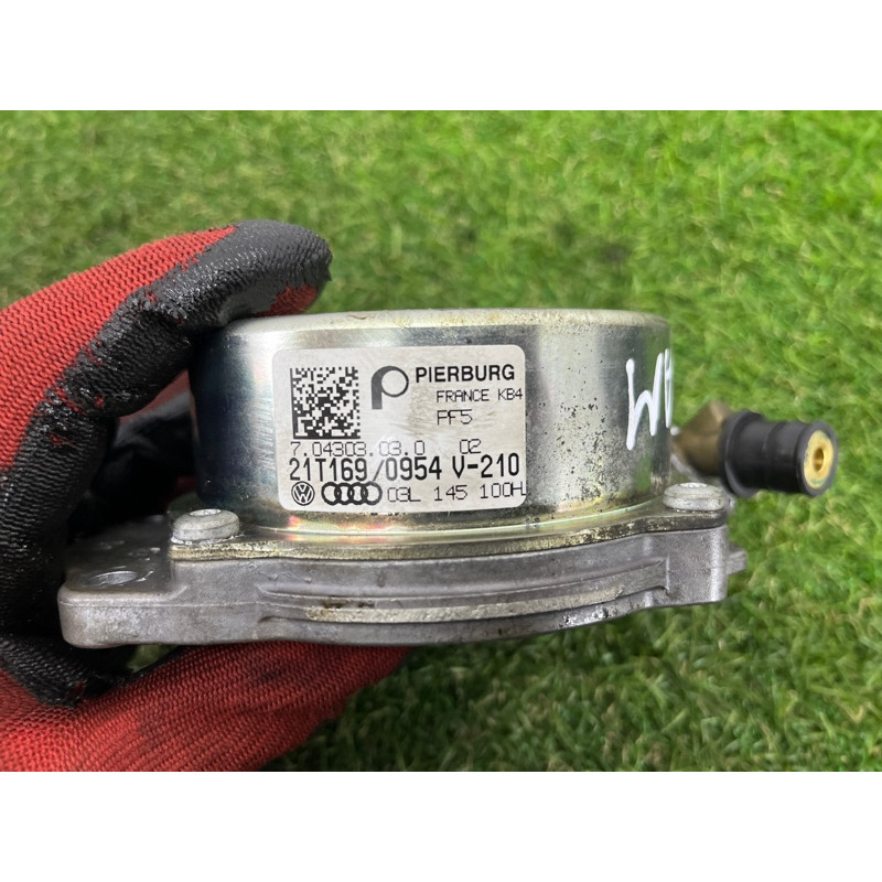 Вакуумный насос (тормозная система) Volkswagen Amarok 2H 2012 2.0 tdi 03L145100H