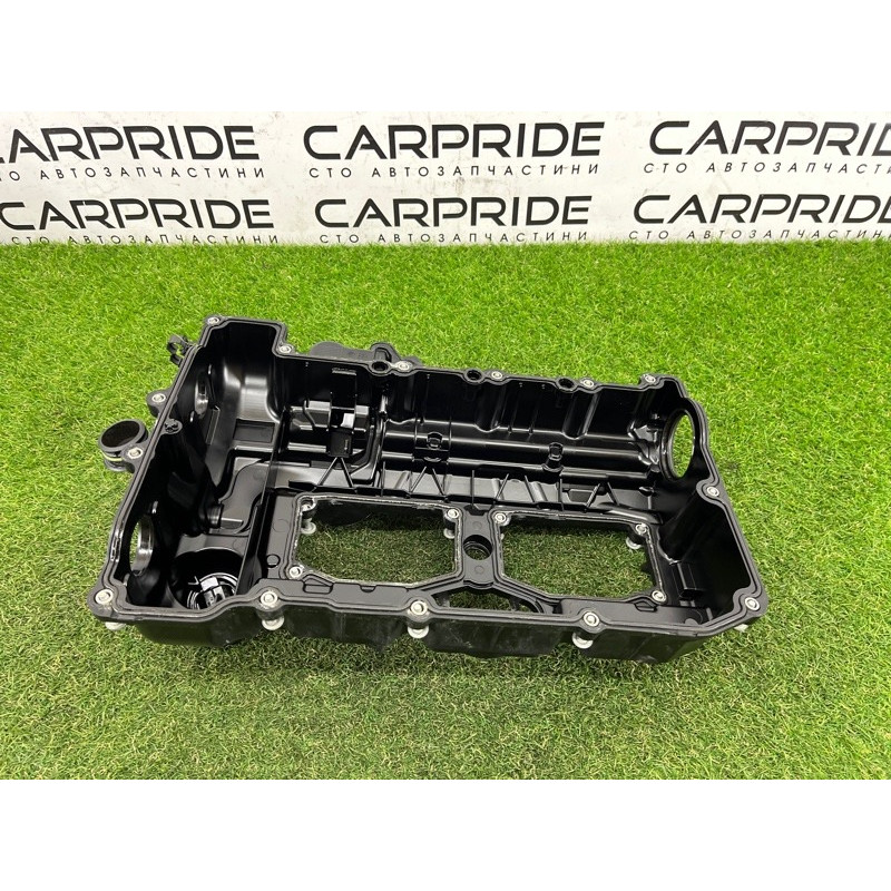 Крышка клапанов (двигатель и элементы) BMW 2-series F22 2015 2.0 11127588412